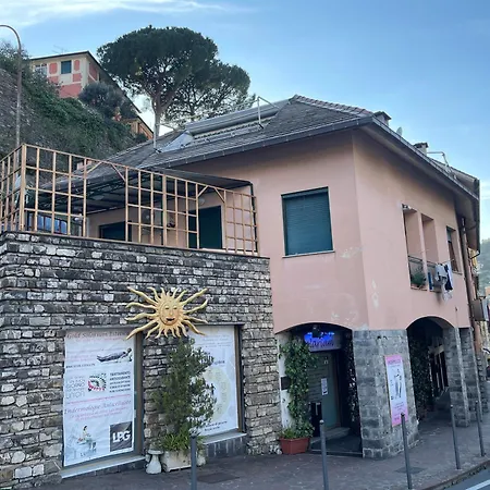 Lorenzo Marchesi House * Recco
